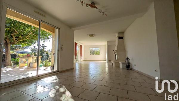 Maison 6 pièces de 142 m² à La Bégude-de-Mazenc (26160)