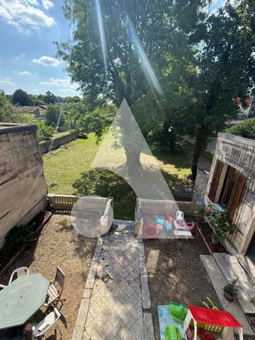 Maison 6 pièces 215 m2