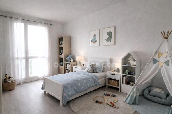 Appartement à vendre 4 pièces VILLEJUIF (94)