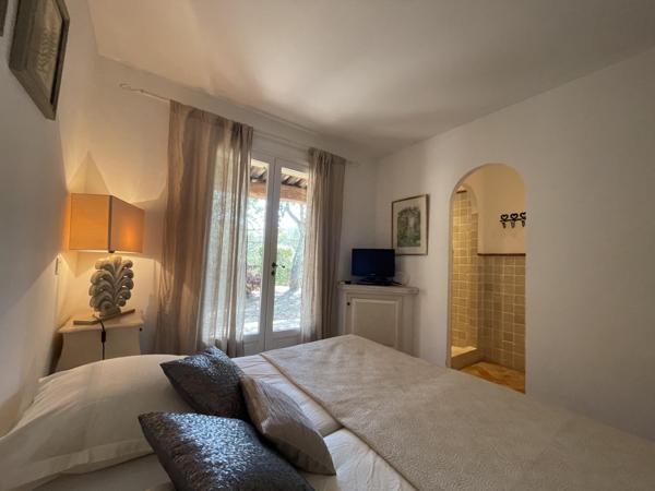 Maison à vendre  8 pièces - 285,63 m2 LE PLAN DE LA TOUR - 83