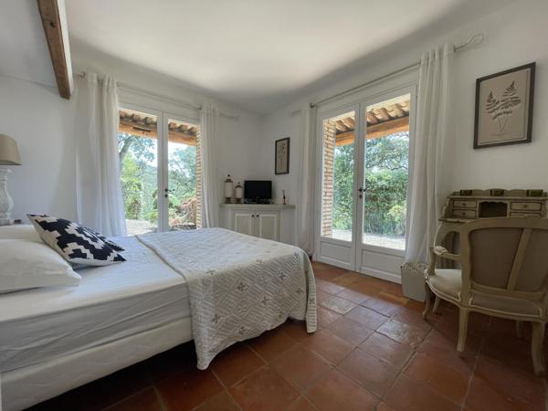 Maison à vendre  8 pièces - 285,63 m2 LE PLAN DE LA TOUR - 83