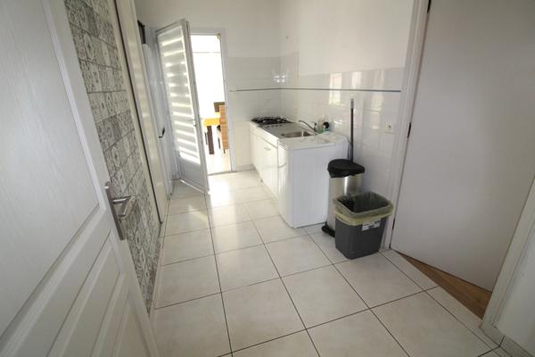 CO-LOCATION en MEUBLE à LA ROCHE sur YON, proche de la Faculté et de l’école d’infirmières