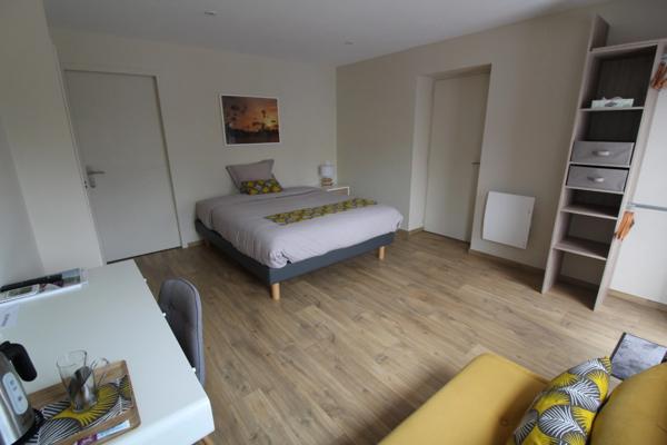 CO-LOCATION en MEUBLE à LA ROCHE sur YON, proche de la Faculté et de l’école d’infirmières