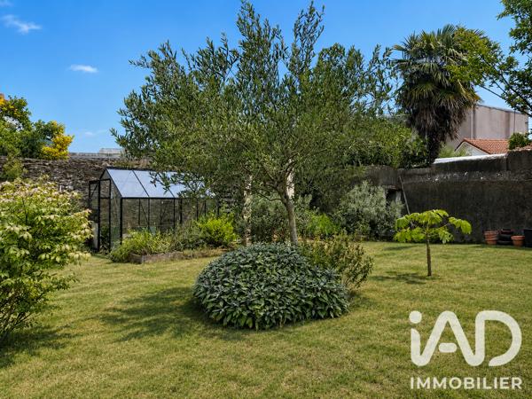 Maison à vendre 5 pièces 210 m² Nantes