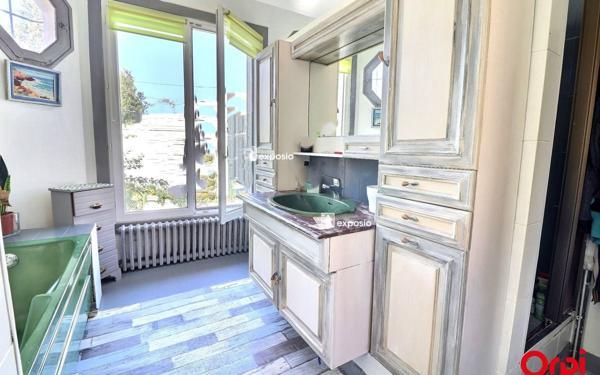 Maison à vendre    7 pièces •  Le Mée-sur-Seine