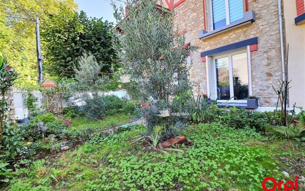 Maison à vendre    7 pièces •  Le Mée-sur-Seine