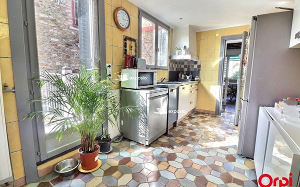 Maison à vendre    7 pièces •  Le Mée-sur-Seine