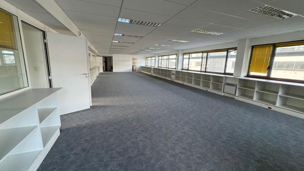 A LOUER A VENDRE PLATEAU DE BUREAUX PORT DE COMMERCE BREST