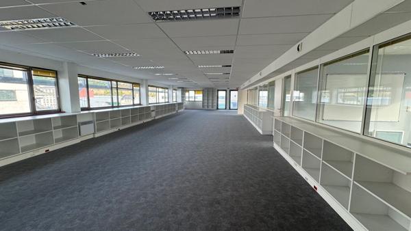 A LOUER A VENDRE PLATEAU DE BUREAUX PORT DE COMMERCE BREST