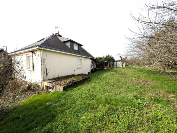 Maison sur sous-sol complet sur 880 m2 de terrain