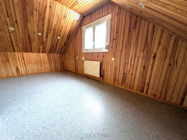 Maison sur sous-sol complet sur 880 m2 de terrain