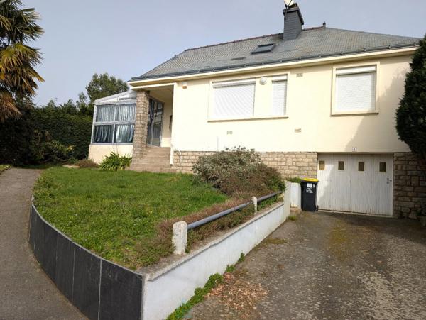 Maison sur sous-sol complet sur 880 m2 de terrain