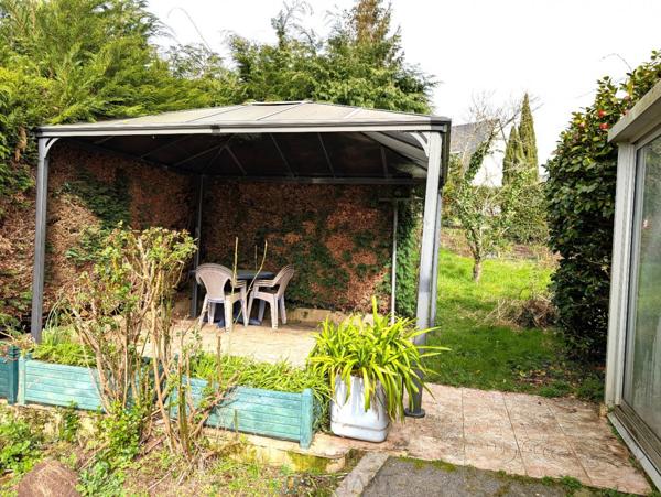 Maison sur sous-sol complet sur 880 m2 de terrain