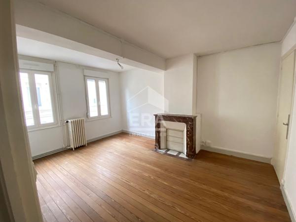 Maison de ville 6 pièces à vendre au centre de Saint Quentin