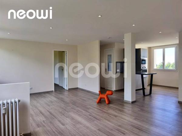 ALOUETTES - Appartement T5 avec loggia, cave et garage