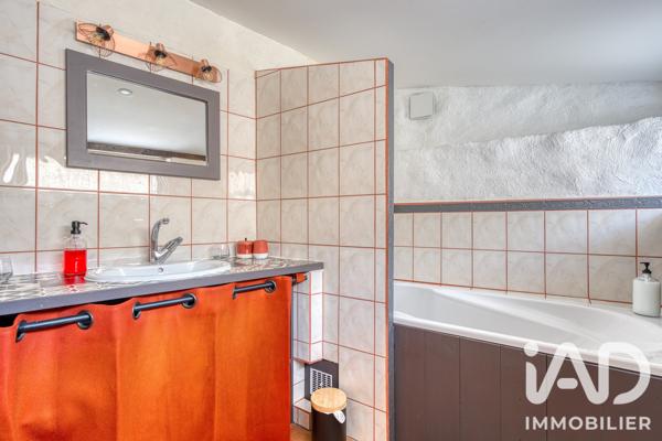 Maison à vendre 15 pièces 365 m² Essarts-en-Bocage