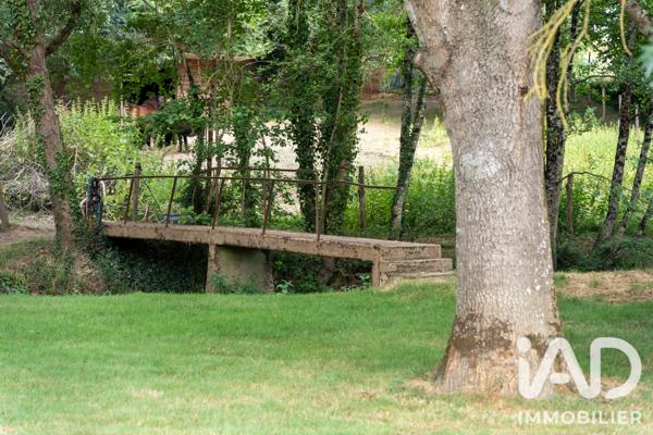 Maison à vendre 15 pièces 365 m² Essarts-en-Bocage