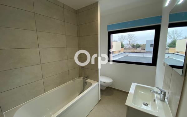 Maison à louer    4 pièces • 88 m2 Béthune