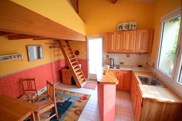 Dpt Yvelines (78), à vendre VILLENNES SUR SEINE, propriété P11 de 327,3 m² sur un terrain piscinable de 1 495,00 m²