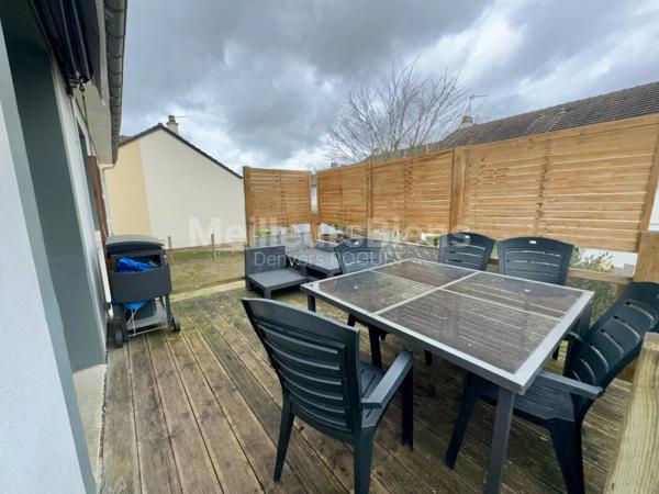 Pavillon 6 chambres sur terrain de 430m2