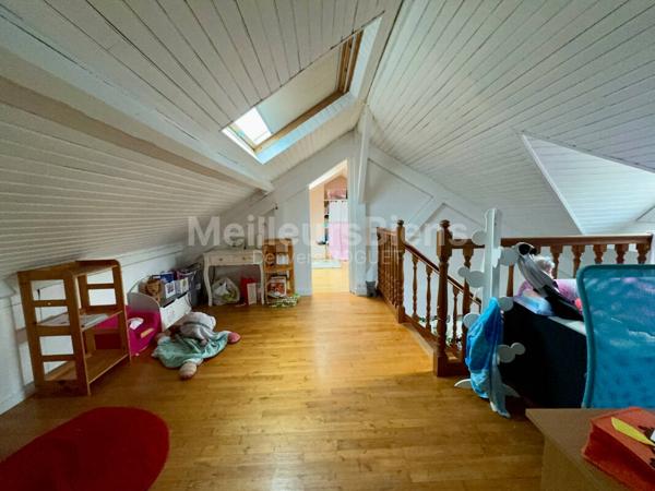 Pavillon 6 chambres sur terrain de 430m2