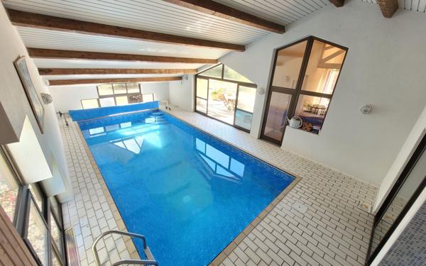 Maison à vendre    6 pièces •  L'Herbergement