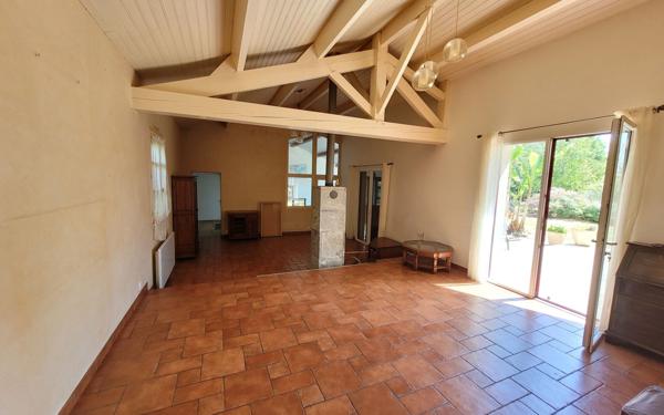 Maison à vendre    6 pièces •  L'Herbergement