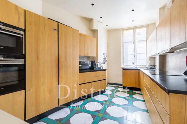 # Appartement – 185m² – Neuilly-sur-Seine