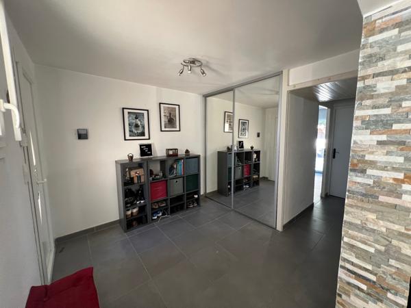 Villa T4 avec mezzanine, piscine, garage idéalement placée à la Grande motte