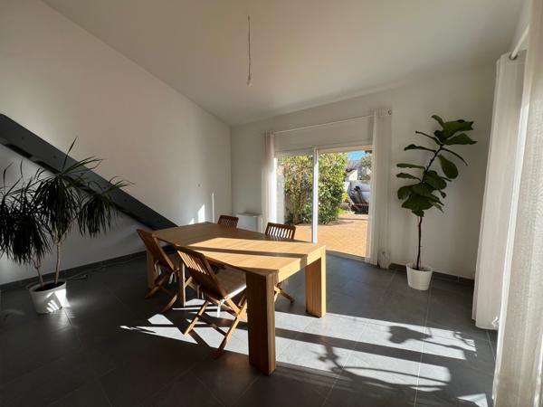 Villa T4 avec mezzanine, piscine, garage idéalement placée à la Grande motte