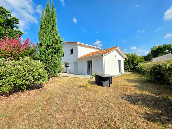 Maison familiale rénovée de 145 m² avec jardin ? Mérignac , Merignac