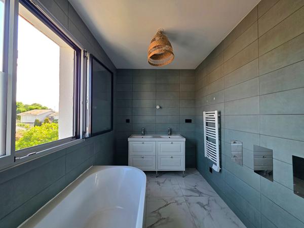 Maison familiale rénovée de 145 m² avec jardin ? Mérignac , Merignac