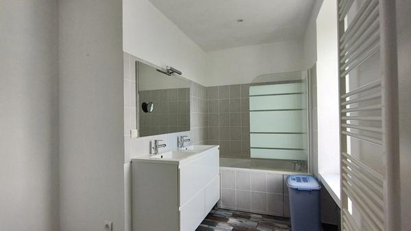 Maison à vendre 6 pièces COMBRIT (29)