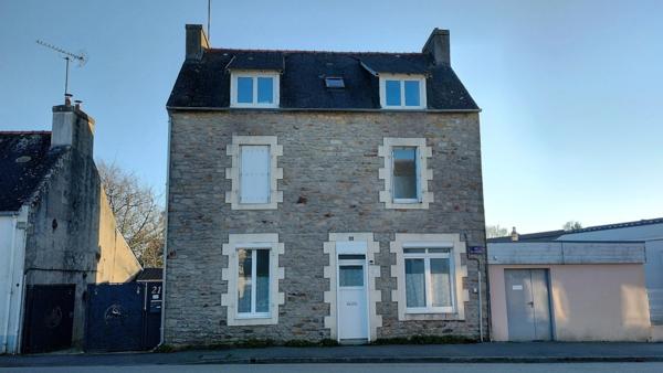 Maison à vendre 6 pièces COMBRIT (29)