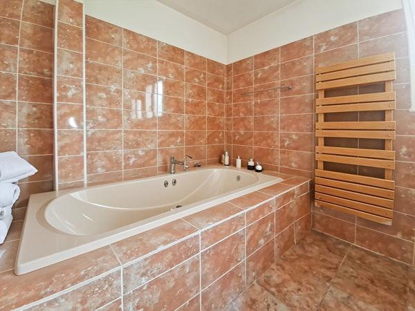 Appartement Cannes 4/5 pièces 173 m² - Basse Californie - Plages - Croisette - Parking et Caves