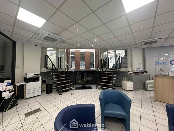 Immeuble 256 m² à Laon 02000