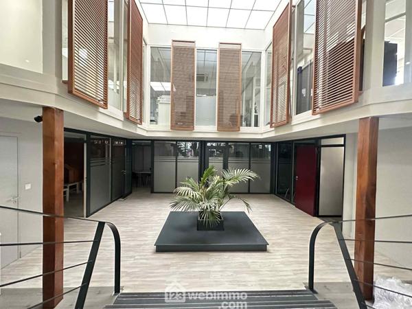 Immeuble 256 m² à Laon 02000
