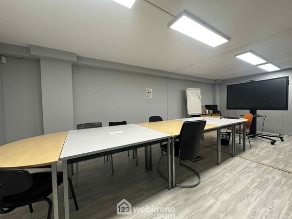 Immeuble 256 m² à Laon 02000