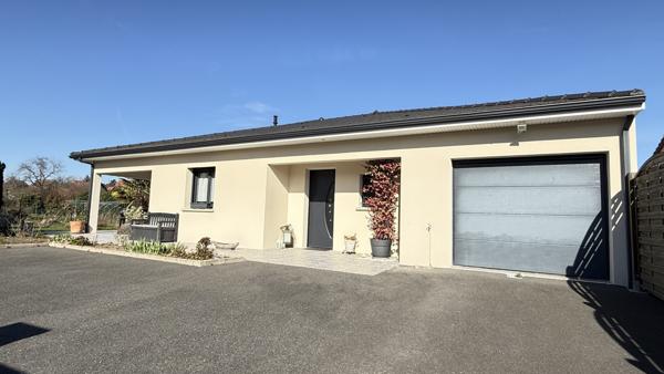 Cusset (03300) Viager occupé Monsieur 91 ans et Dame 71 ans - Maison de plain-pied récente avec jardin et garage