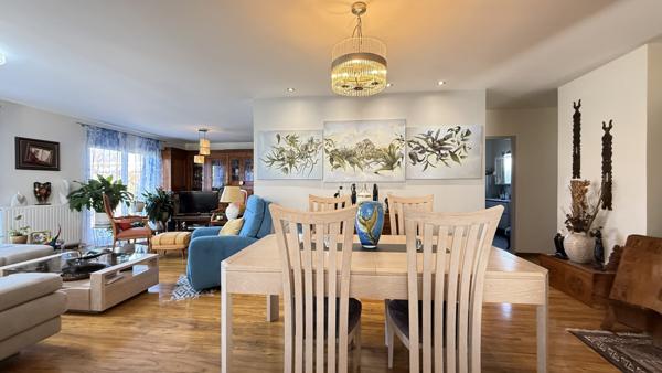 Cusset (03300) Viager occupé Monsieur 91 ans et Dame 71 ans - Maison de plain-pied récente avec jardin et garage