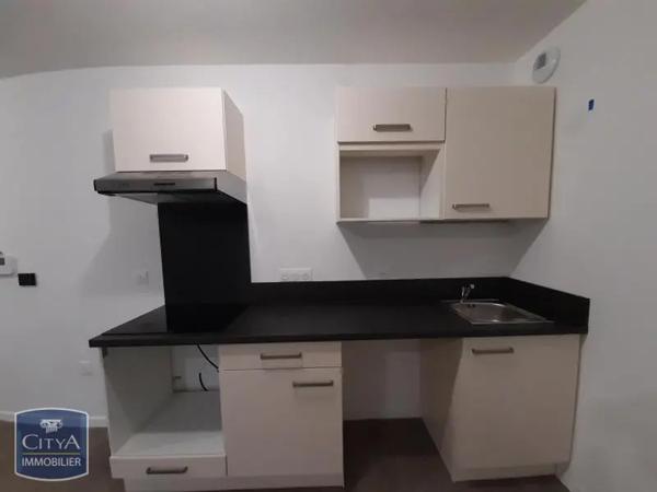 Appartement à louer 3 pièces 58.32m² Tours (37100)