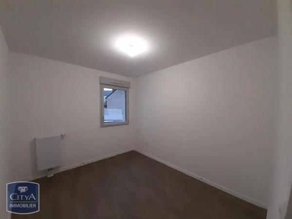 Appartement à louer 3 pièces 58.32m² Tours (37100)