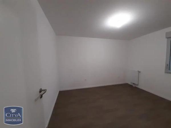 Appartement à louer 3 pièces 58.32m² Tours (37100)