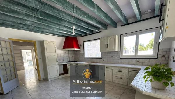 Vente                                                      Maison
                        
                     6 pièces                      129 m2                     à Binic-Étables-sur-Mer