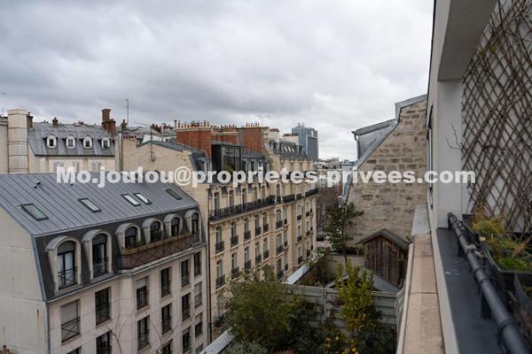 Appartement 3 pièces au dernier étage avec terrasse