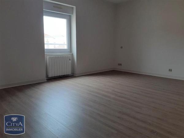 Location appartement Le Coteau (42120) 4 pièces 86.32m²