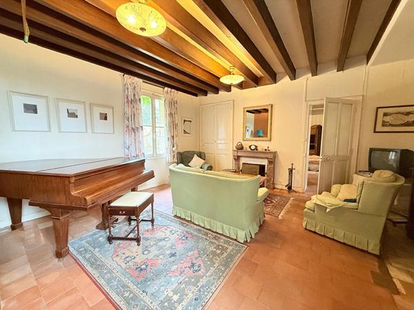 A vendre - Maison de maître - 6 pièces - 128m² - Doué en Anjou - D5918