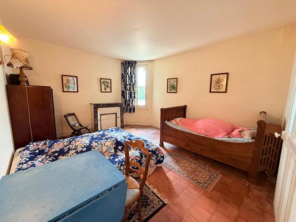 A vendre - Maison de maître - 6 pièces - 128m² - Doué en Anjou - D5918