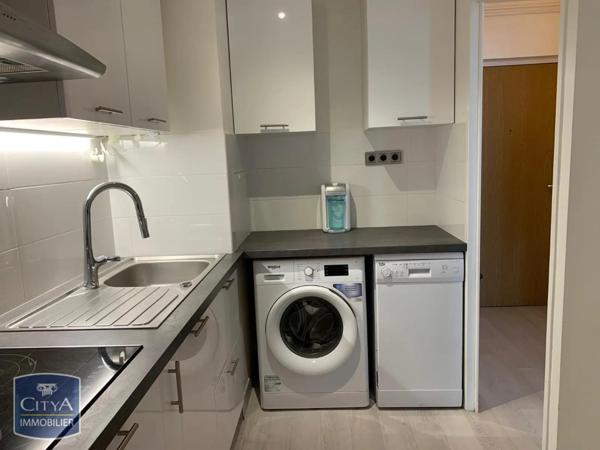 Appartement à louer 2 pièces 50.5m² Torcy (77200)