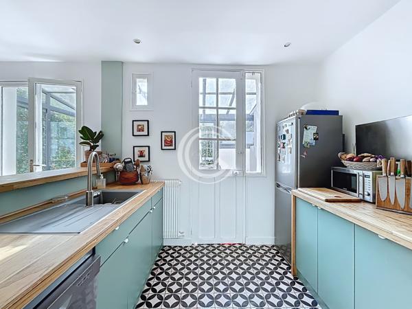 Courbevoie (92400) ANNEES 20... VOLUMES ET JARDIN